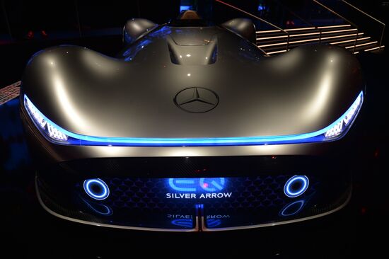 Международный автомобильный салон во Франкфурте. День первый