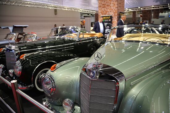 Международный автомобильный салон во Франкфурте. День первый