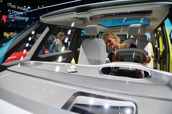 Международный автомобильный салон во Франкфурте. День первый