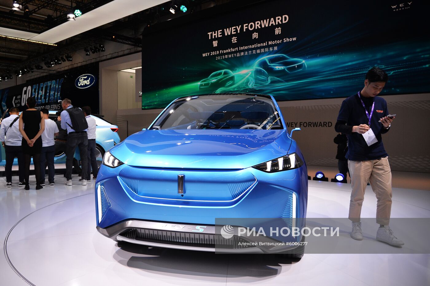 Международный автомобильный салон во Франкфурте. День первый