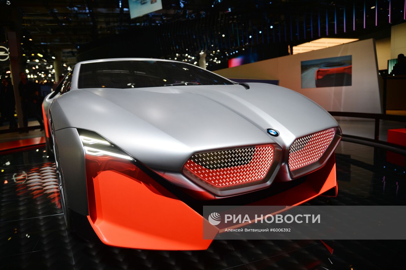 Международный автомобильный салон во Франкфурте. День первый