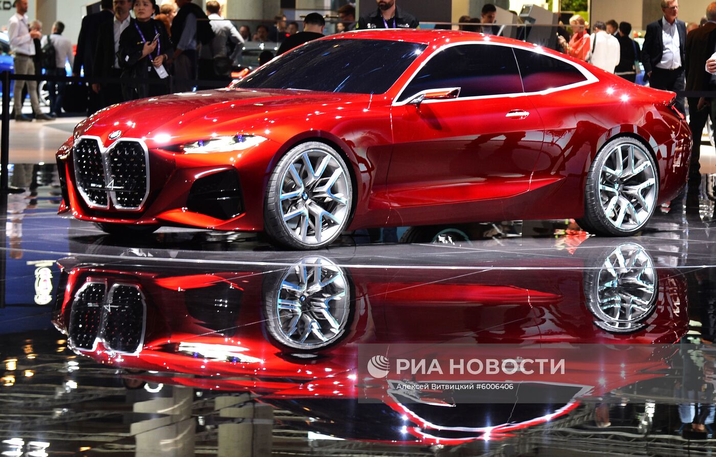 Международный автомобильный салон во Франкфурте. День первый