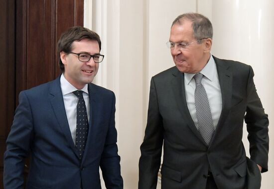 Встреча глав МИД РФ и Молдавии С. Лаврова и Н. Попеску 