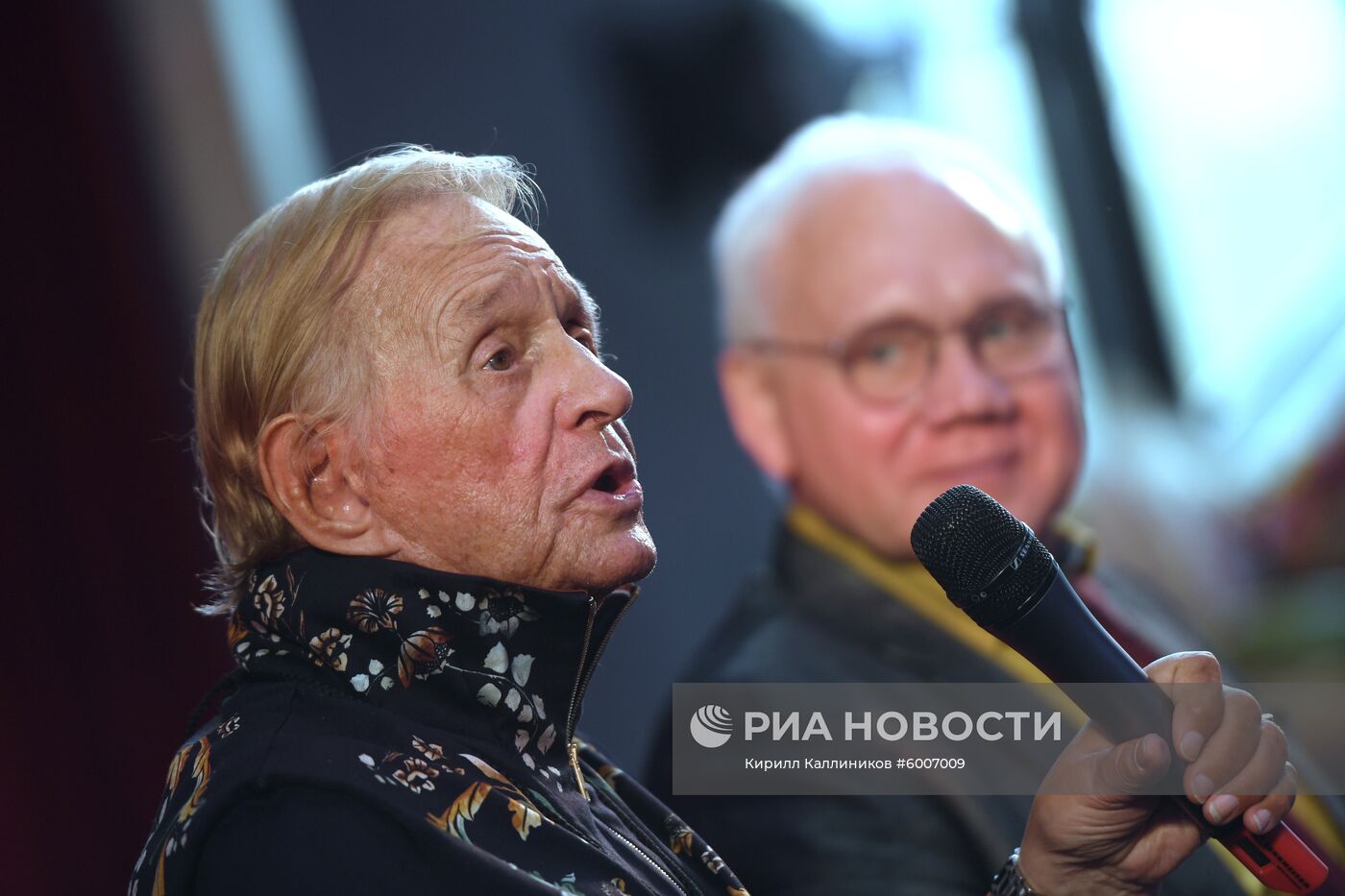 Сбор труппы в Театре Романа Виктюка 