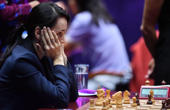 Шахматы. Женщины. Первый этап Гран-при 