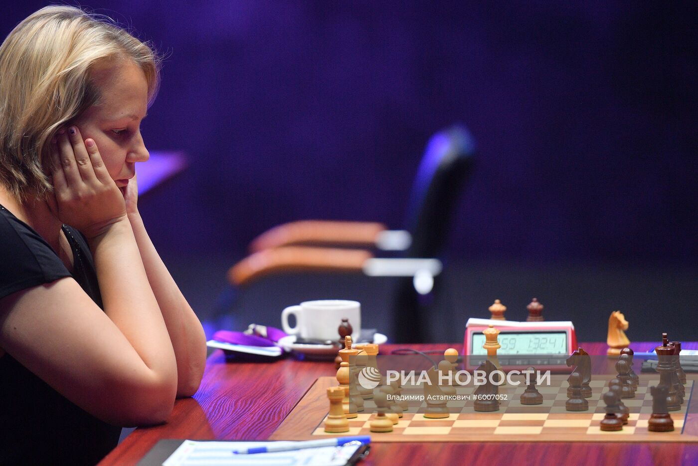 Шахматы. Женщины. Первый этап Гран-при