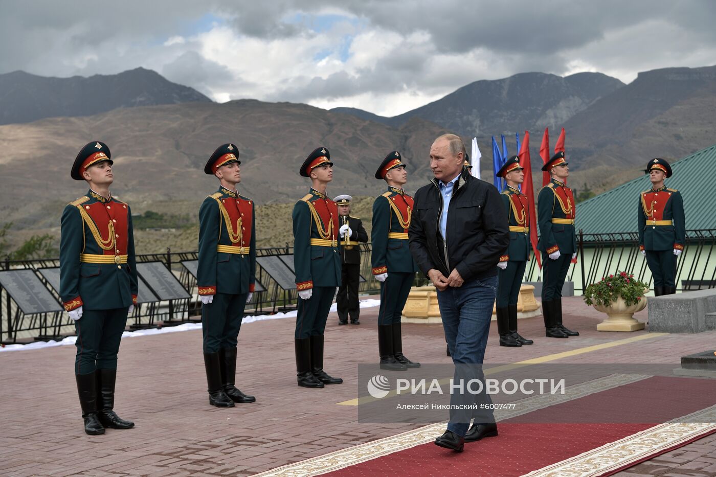 Рабочая поездка президента РФ В. Путина в Дагестан