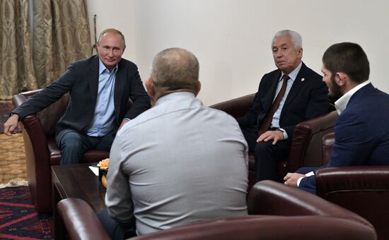 Рабочая поездка президента РФ В. Путина в Дагестан