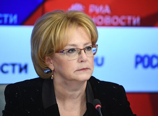 Прямая линия с министром здравоохранения РФ В.  Скворцовой 