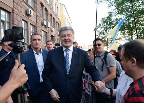 П. Порошенко вызван на допрос в ГБР Украины