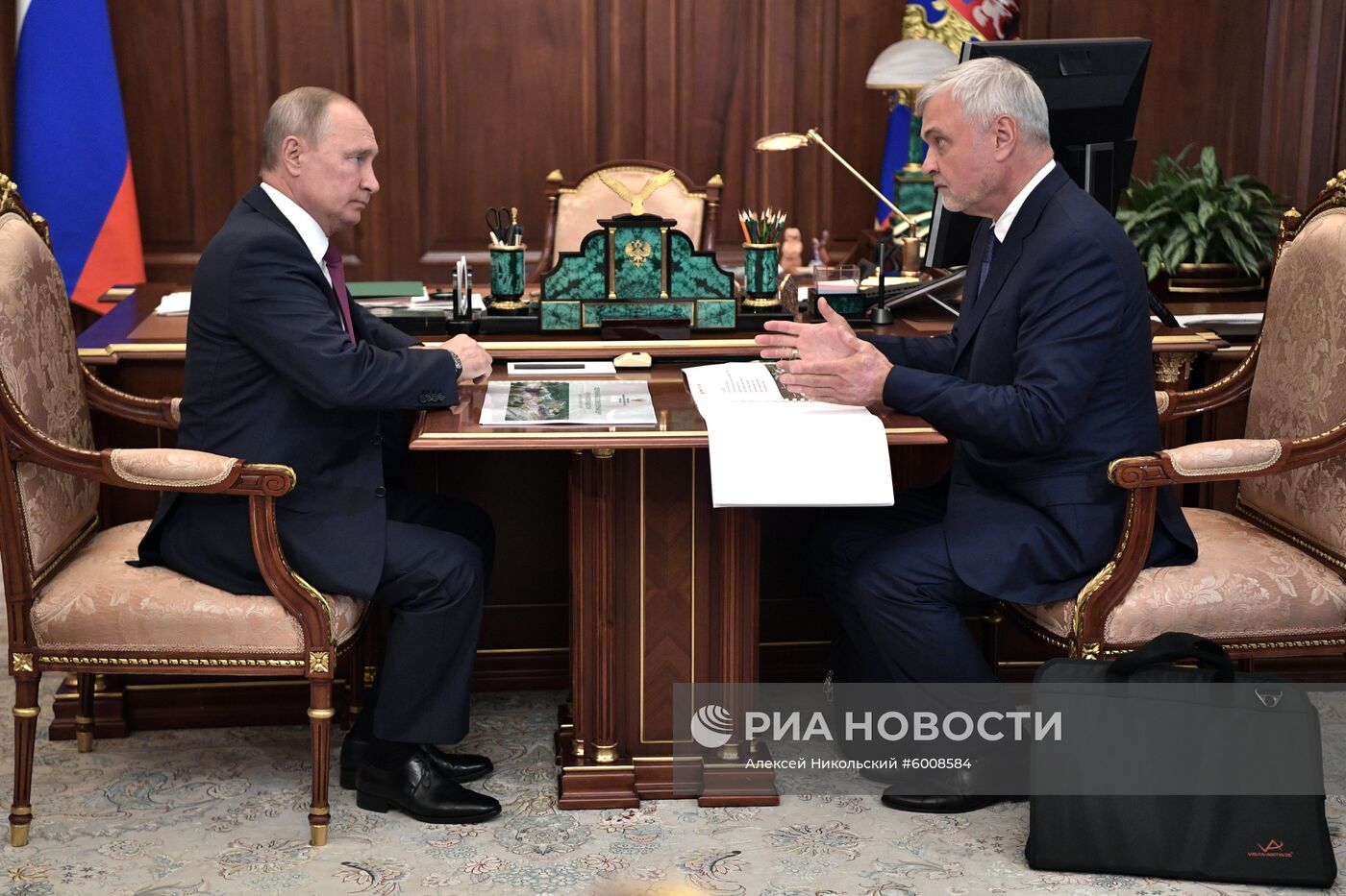 Рабочая встреча президента РФ В. Путина с с главой ФМБА РФ В. Уйбой