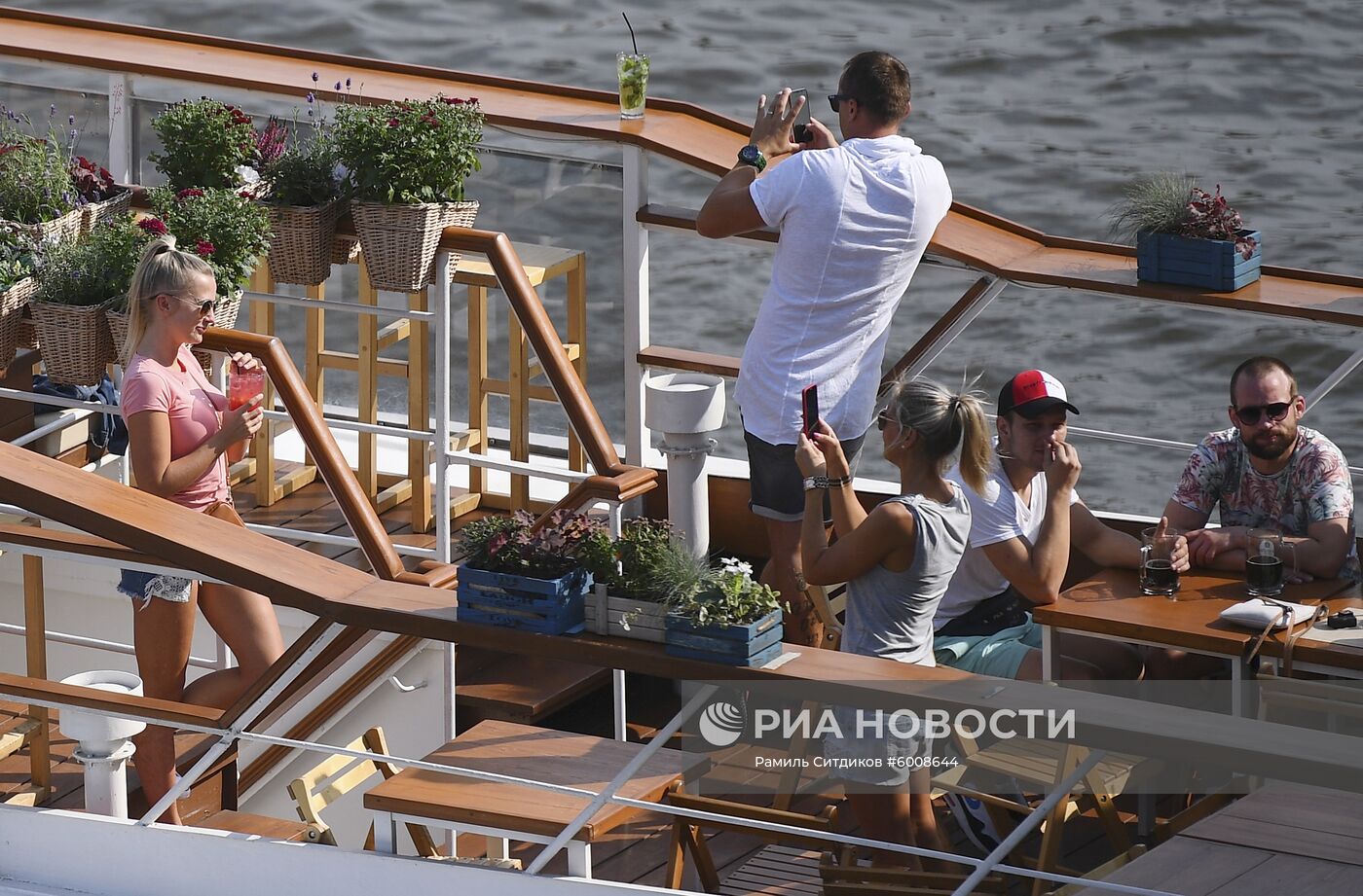 Теплая погода в Москве