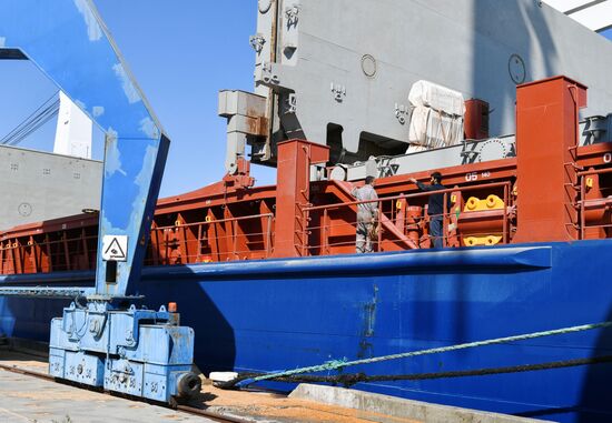 Феодосийский морской торговый порт