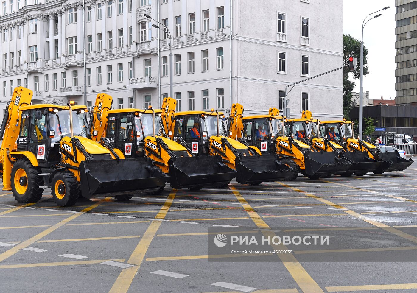 Парад городской техники