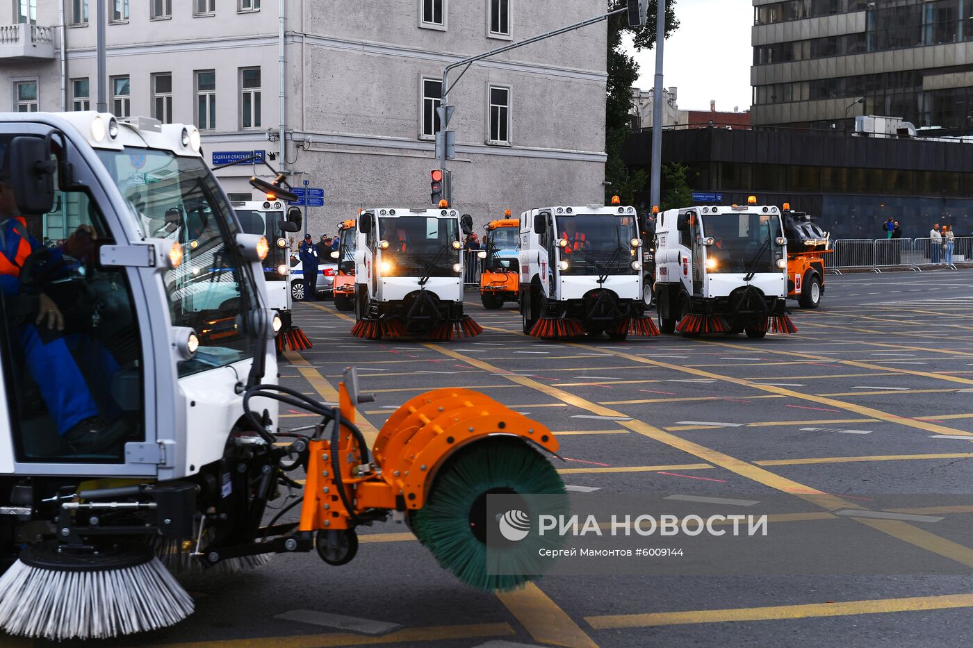 Парад городской техники