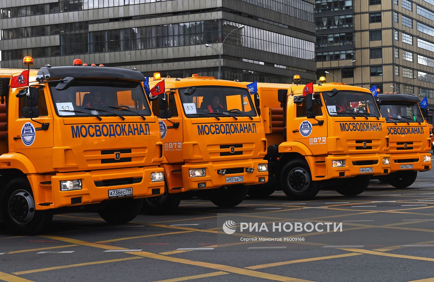 Парад городской техники