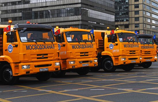 Парад городской техники