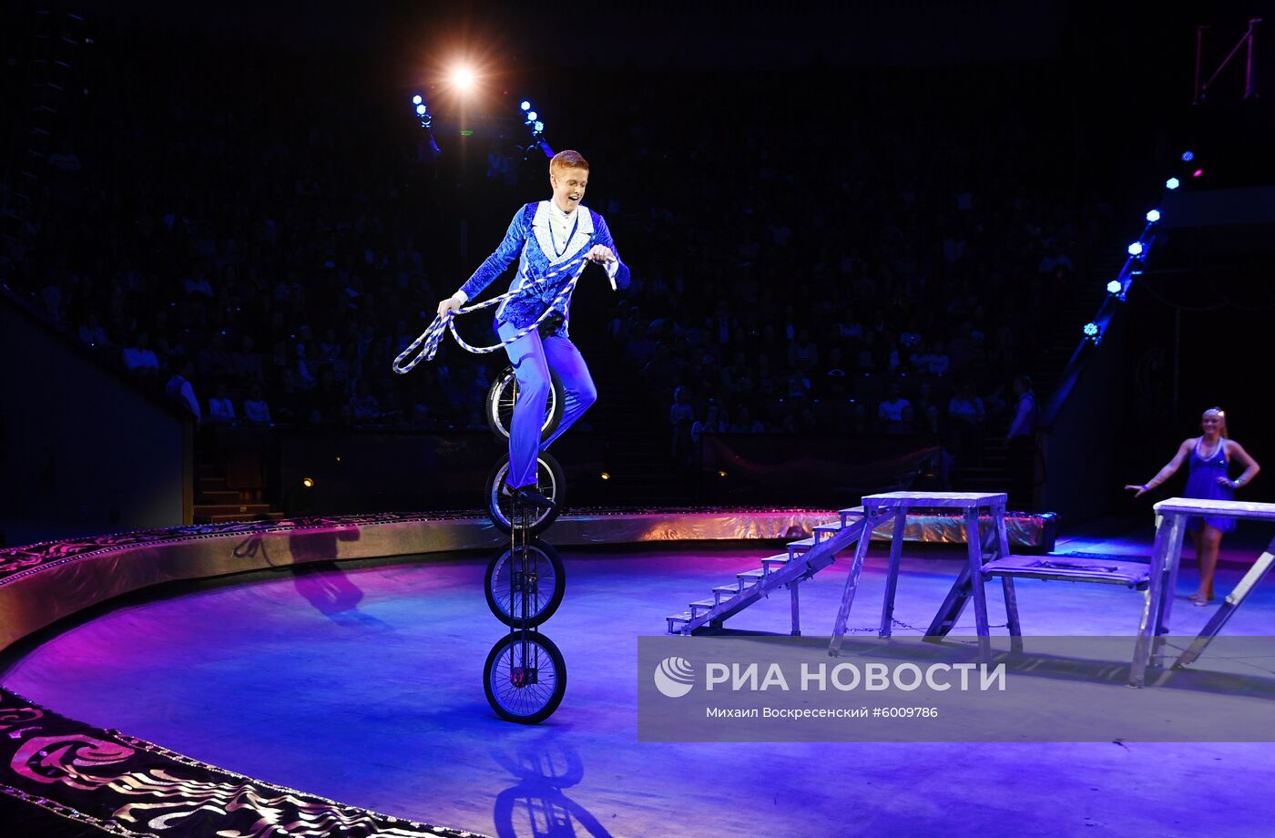 Всемирный фестиваль циркового искусства "Идол"