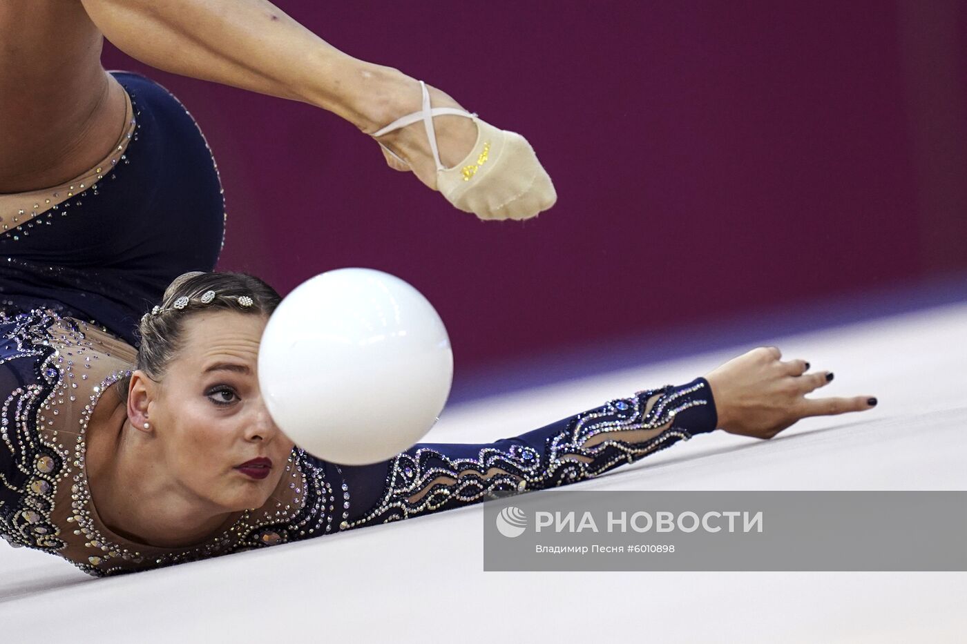 Художественная гимнастика. Чемпионат мира. Первый день