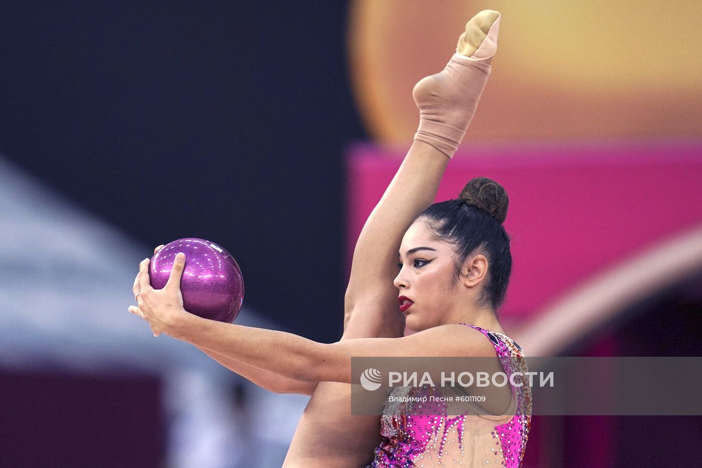 Художественная гимнастика. Чемпионат мира. Первый день