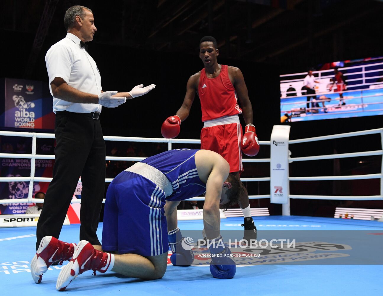 Бокс. Чемпионат мира. Мужчины. Восьмой день