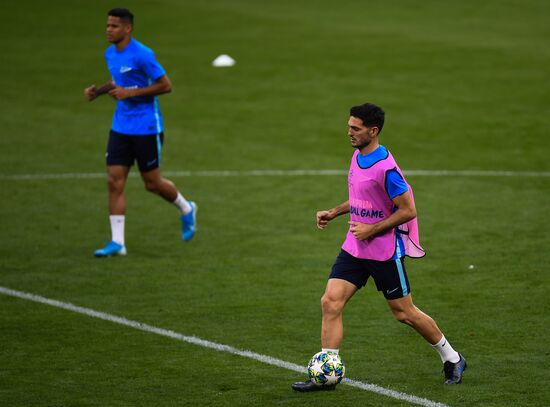 Футбол. Лига чемпионов. Тренировка ФК "Зенит"