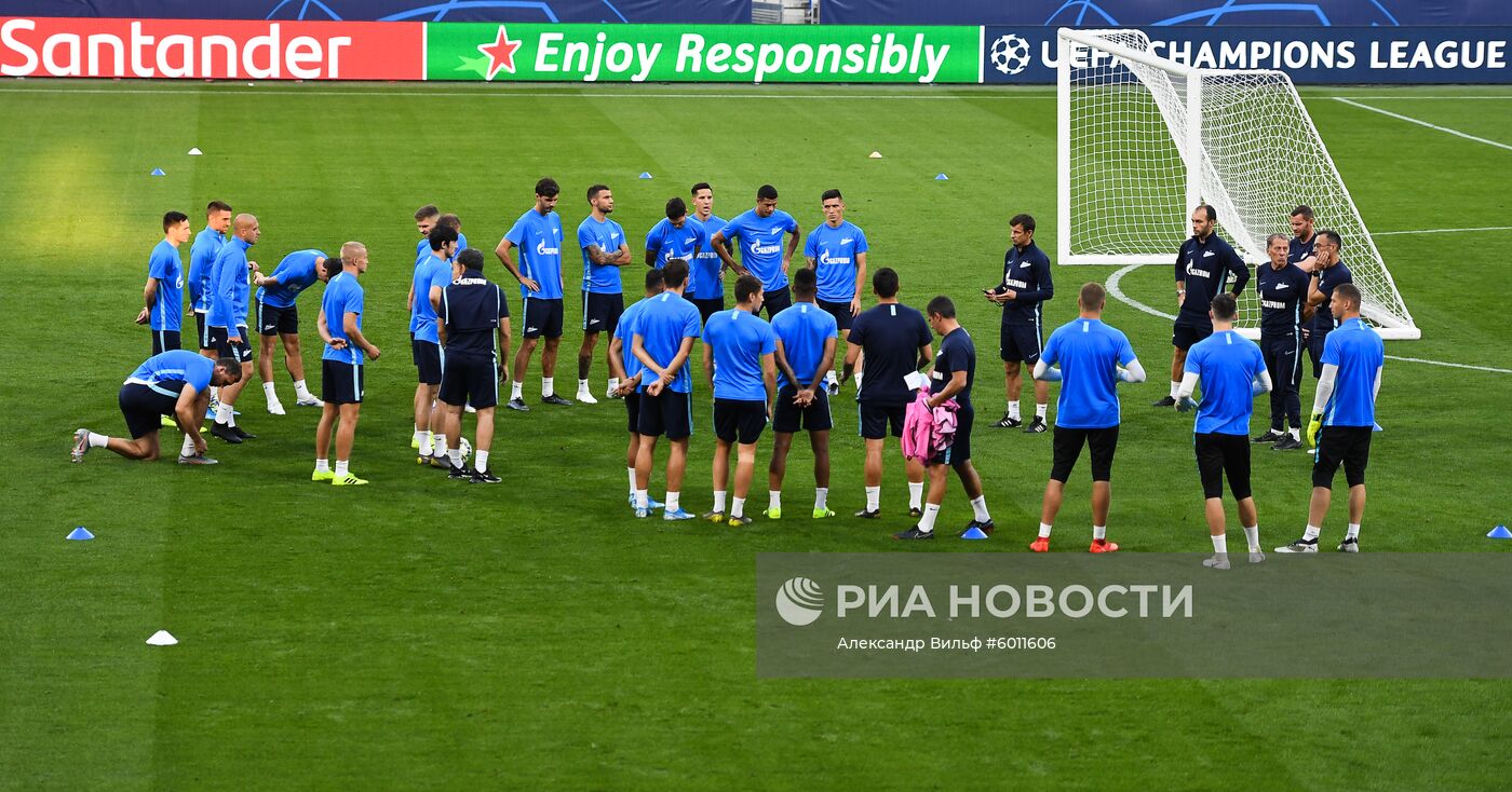 Футбол. Лига чемпионов. Тренировка ФК "Зенит"