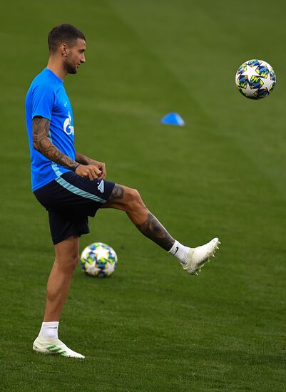 Футбол. Лига чемпионов. Тренировка ФК "Зенит"