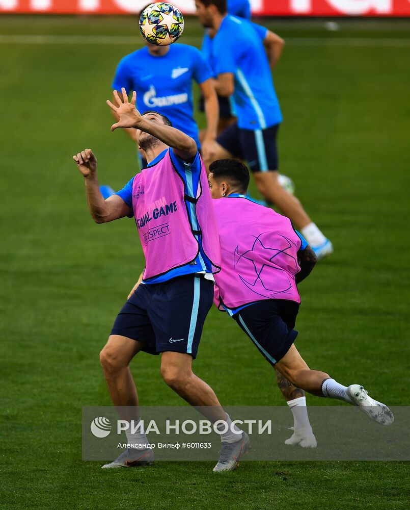 Футбол. Лига чемпионов. Тренировка ФК "Зенит"