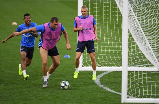 Футбол. Лига чемпионов. Тренировка ФК "Зенит"