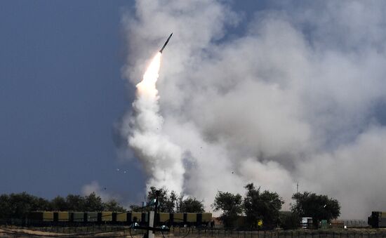 Учения "Центр-2019"