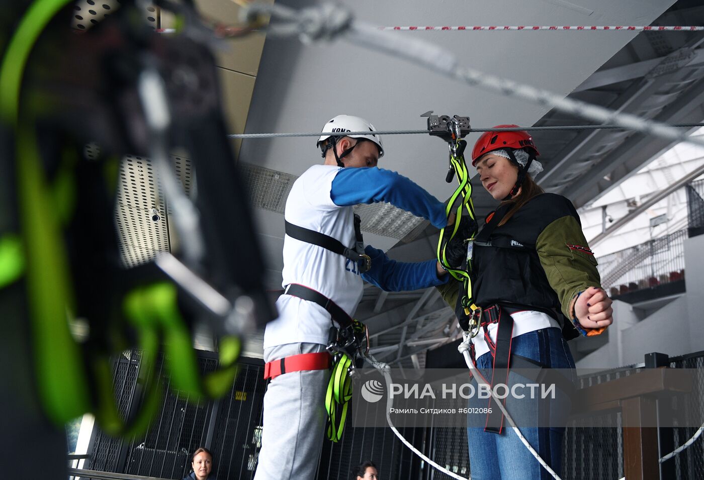 Открытие экстремального развлечения "Зиплайн" в "Лужниках"