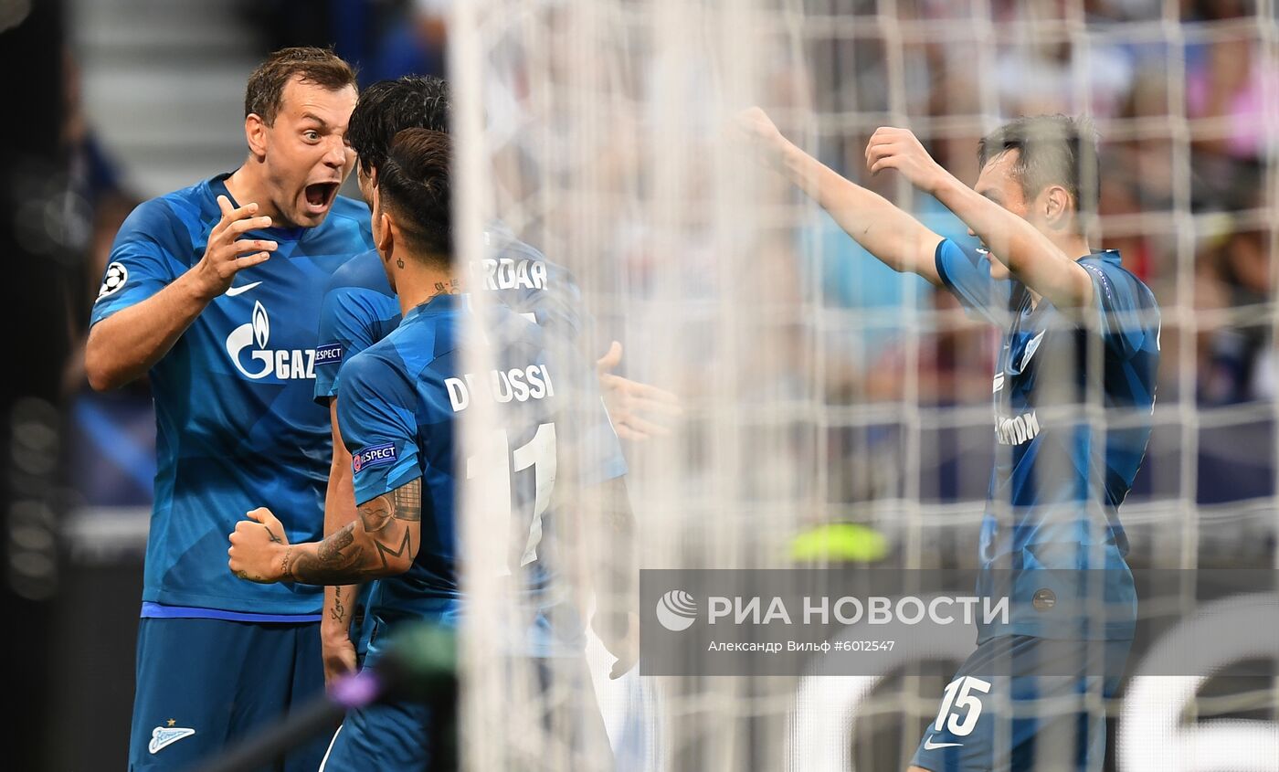 Футбол. Лига чемпионов. Матч "Лион" - "Зенит"