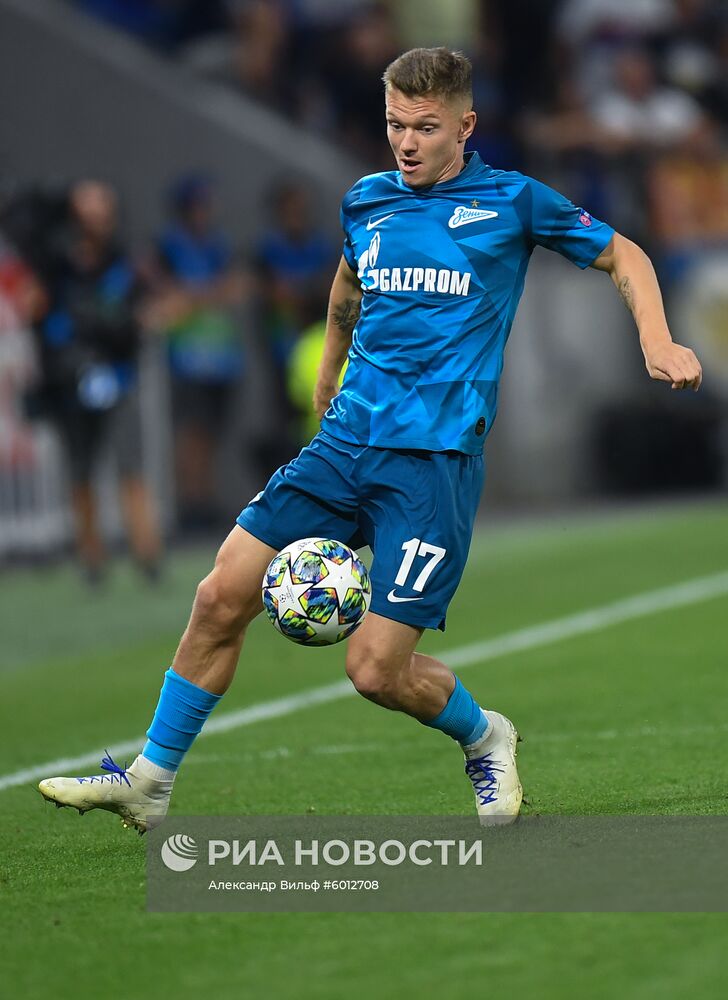 Футбол. Лига чемпионов. Матч "Лион" - "Зенит"