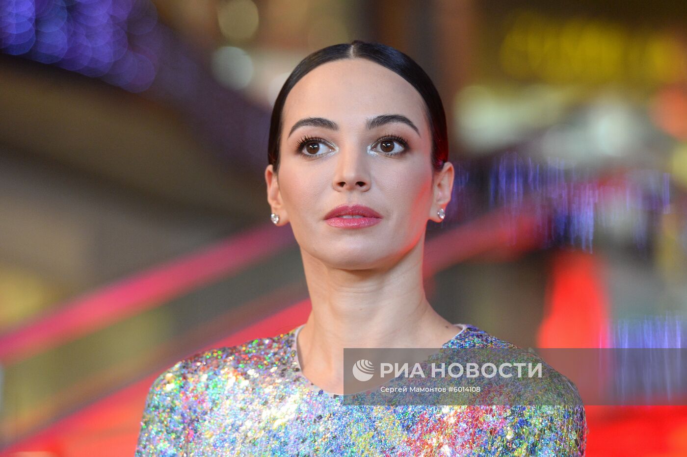 Открытие именной звезды Дианы Вишневой на аллее славы Vegas