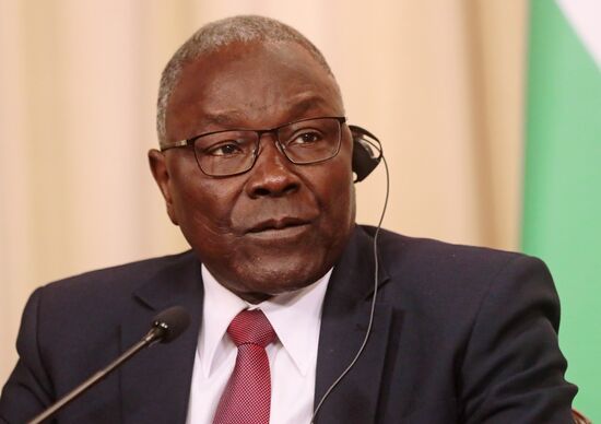 Встреча глав МИД РФ и Нигера С. Лаврова и К. Анкурао 