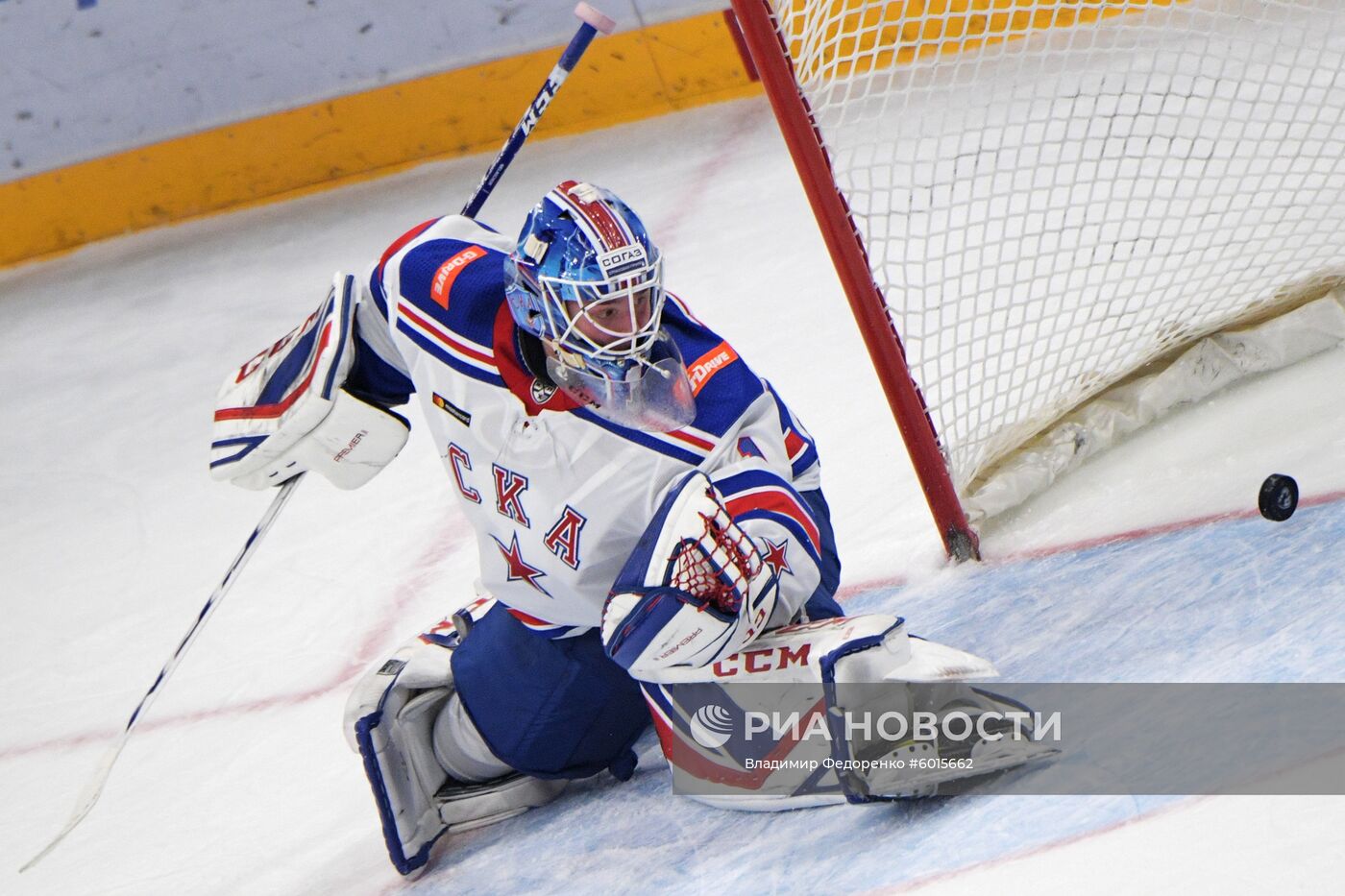Хоккей. КХЛ. Матч "Динамо" (Москва) - СКА