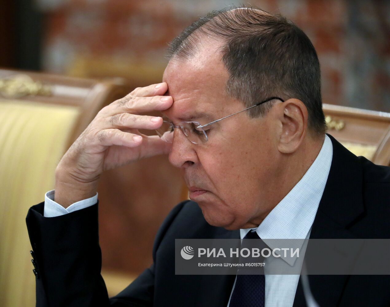 Премьер-министр РФ Д. Медведев провел заседание правительства РФ