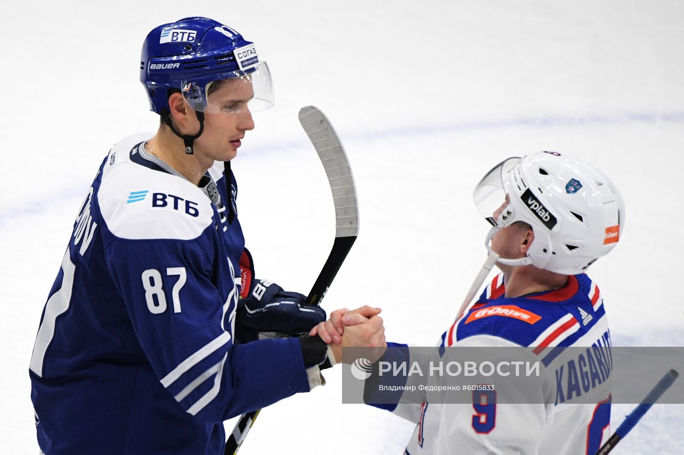 Хоккей. КХЛ. Матч "Динамо" (Москва) - СКА