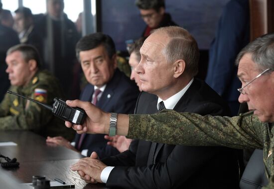 Рабочая поездка президента РФ В. Путина в Приволжский федеральный округ