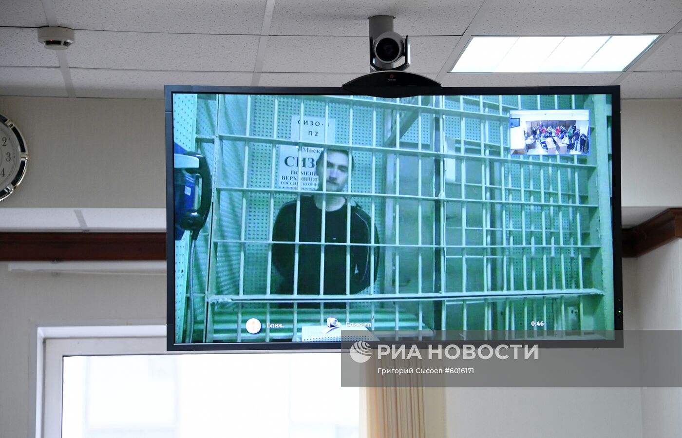 Рассмотрение вопроса об изменении меры пресечения П. Устинову