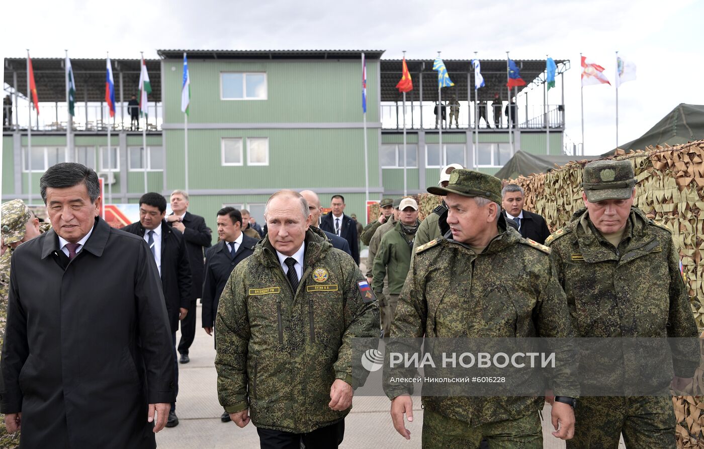 Рабочая поездка президента РФ В. Путина в Приволжский федеральный округ