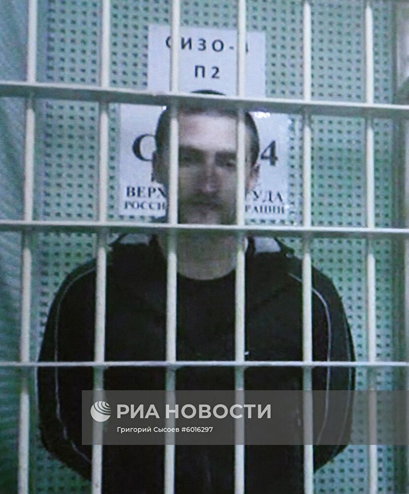 Рассмотрение вопроса об изменении меры пресечения П. Устинову