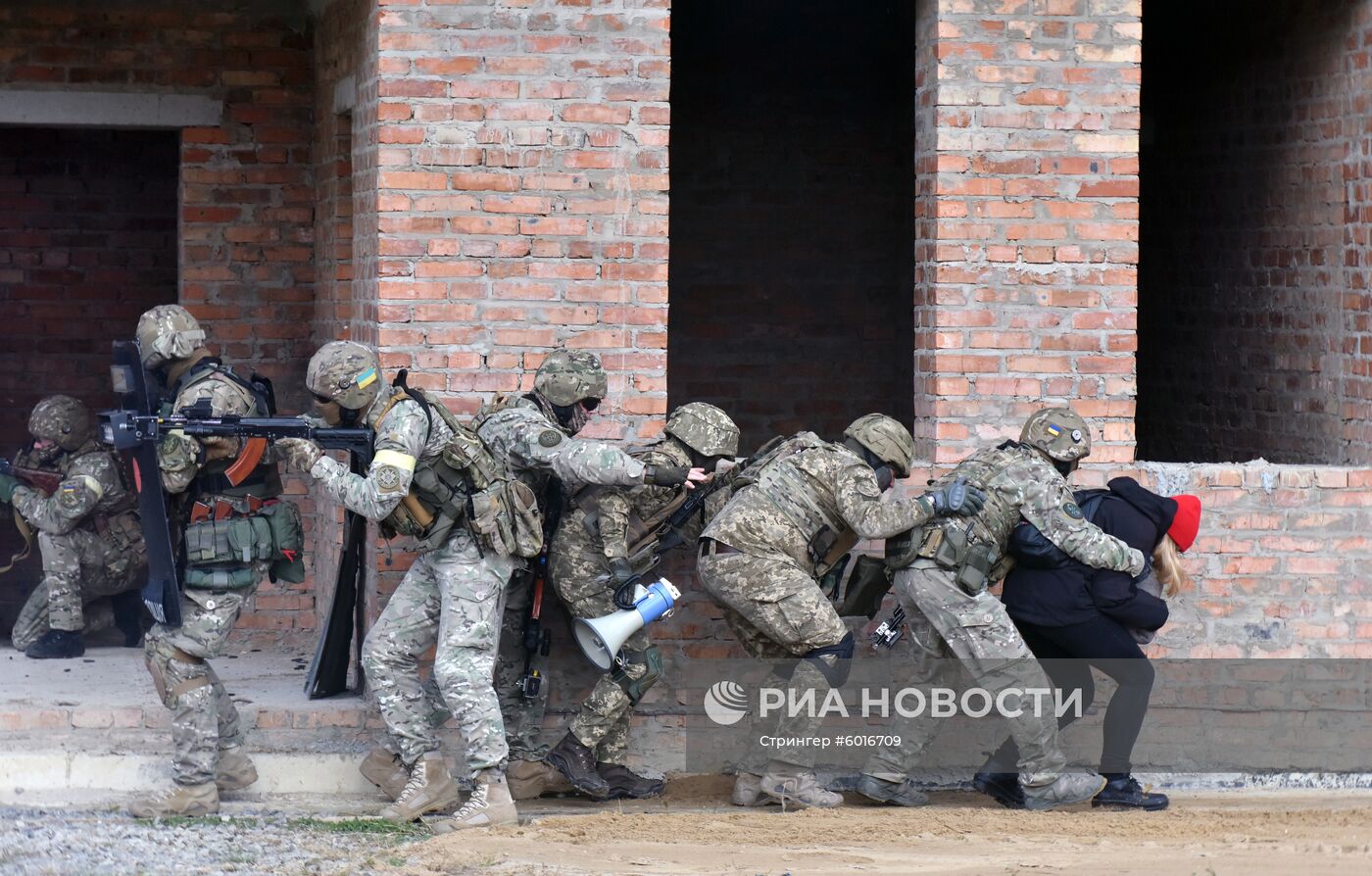 Международные военные учения Rapid Trident-2019 во Львовской области