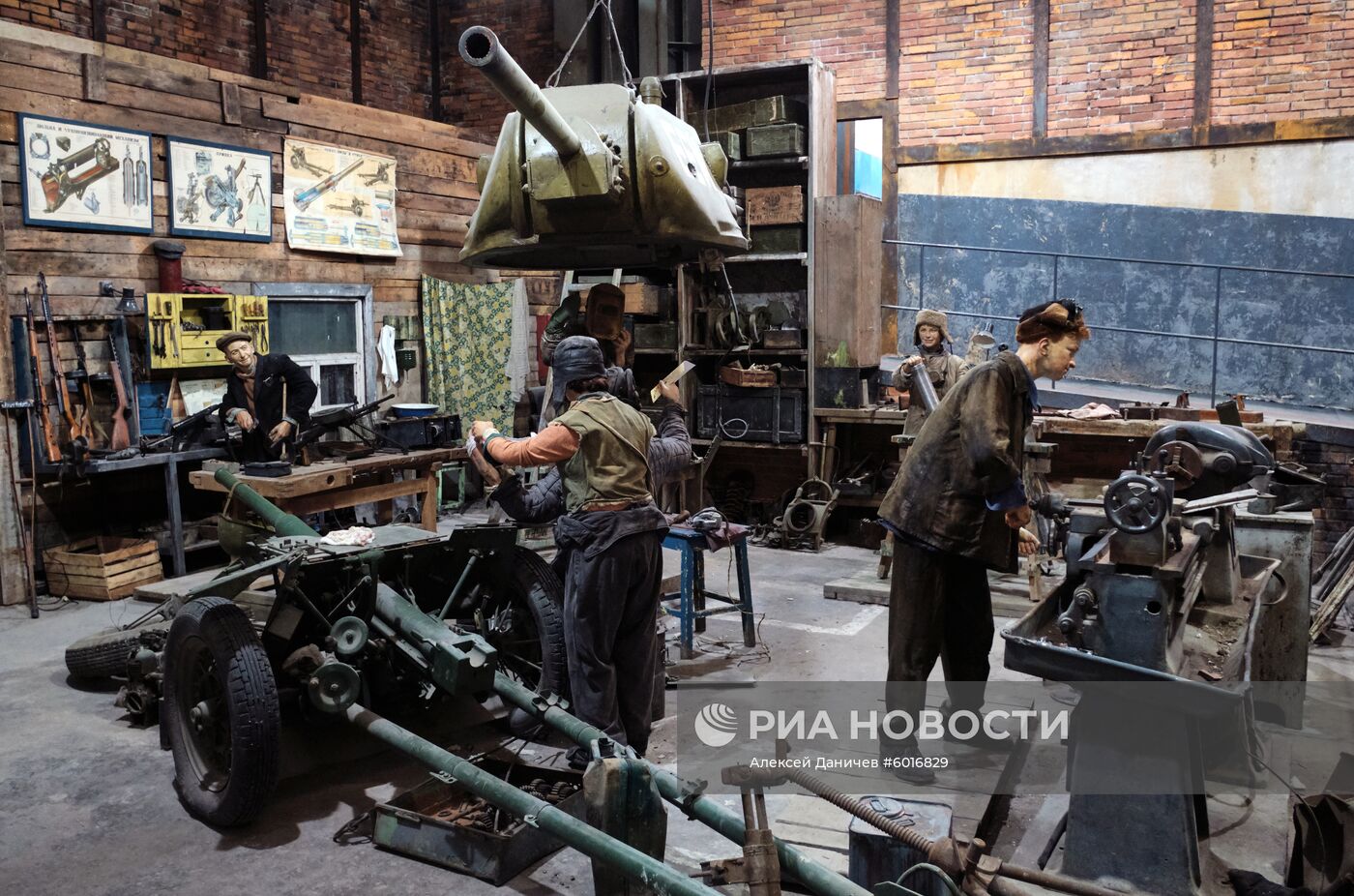 Трехмерная панорама "Память говорит. Дорога через войну" в Санкт-Петербурге  