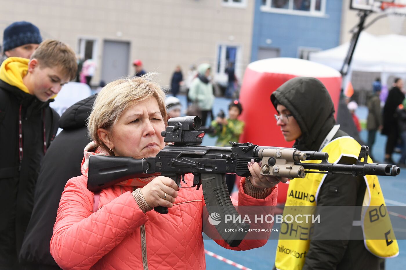 Празднование дня оружейника в Ижевске