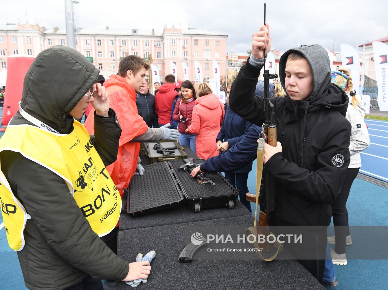 Празднование дня оружейника в Ижевске