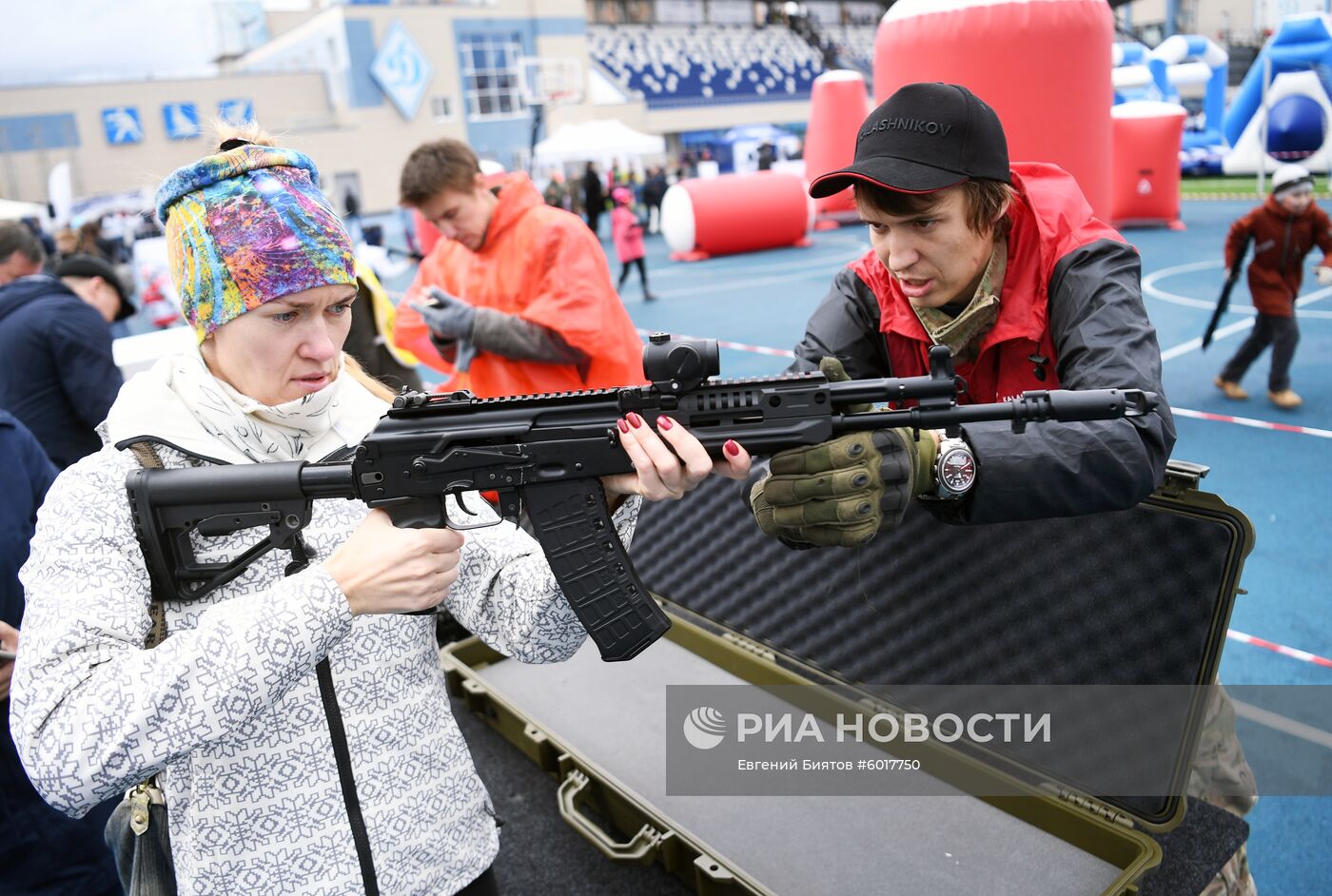 Празднование дня оружейника в Ижевске