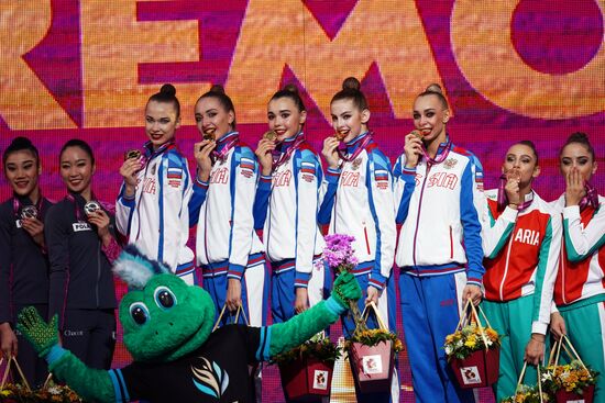 Художественная гимнастика. Чемпионат мира. Шестой день