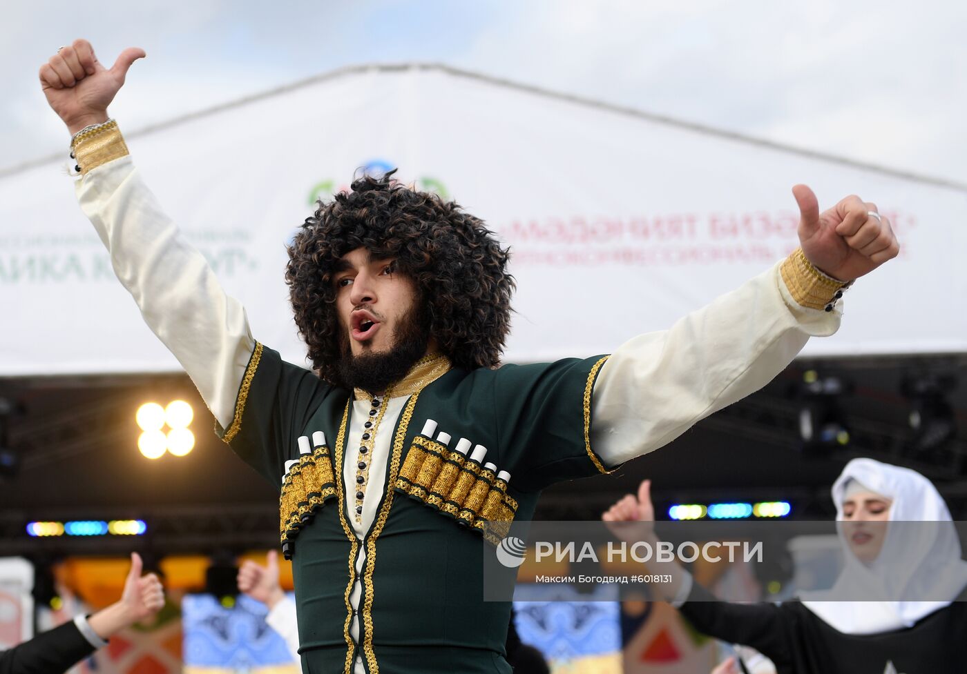 V Республиканский фестиваль "Мозаика культур" в Казани